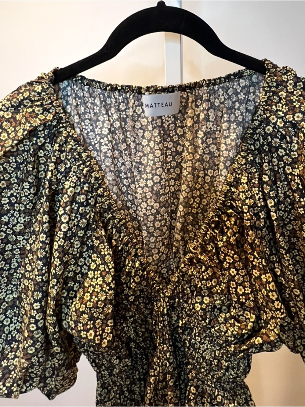 *MATTEAU* Shirred Plunge Mini Dress in
Chamomile Size 38 (6) EUC - Picture 6 of 9
